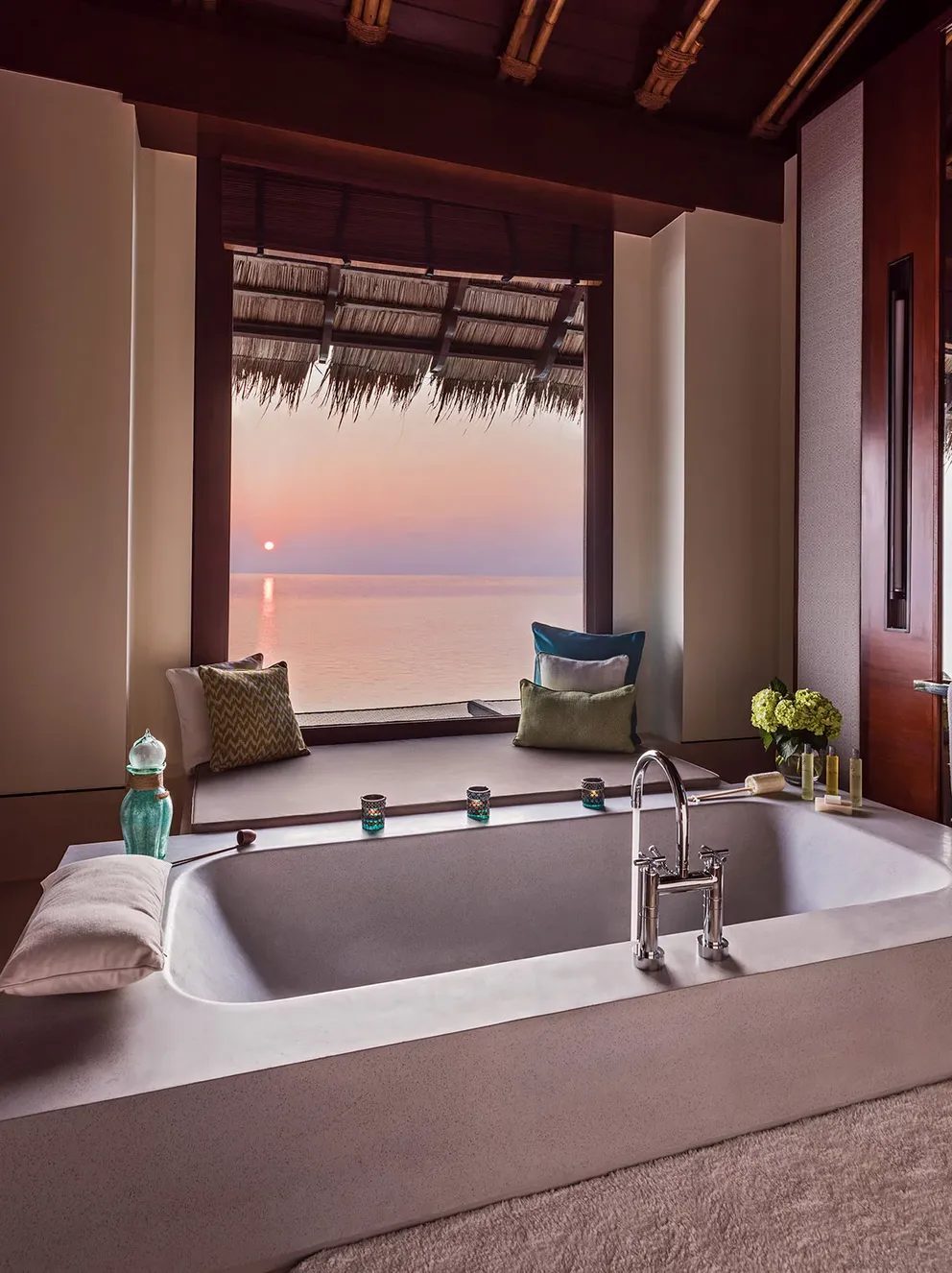 Grand Water Villa with Pool · One bedroom · 133 sqm interior